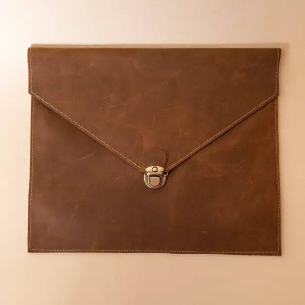 Camel Leather A4 Laptop Clip Sleeve – Camel Brown Hand-Stitched – 37x23 cm