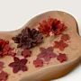 Handmade Botanical Floral Gift Candle Plate in Ivory – 300 g