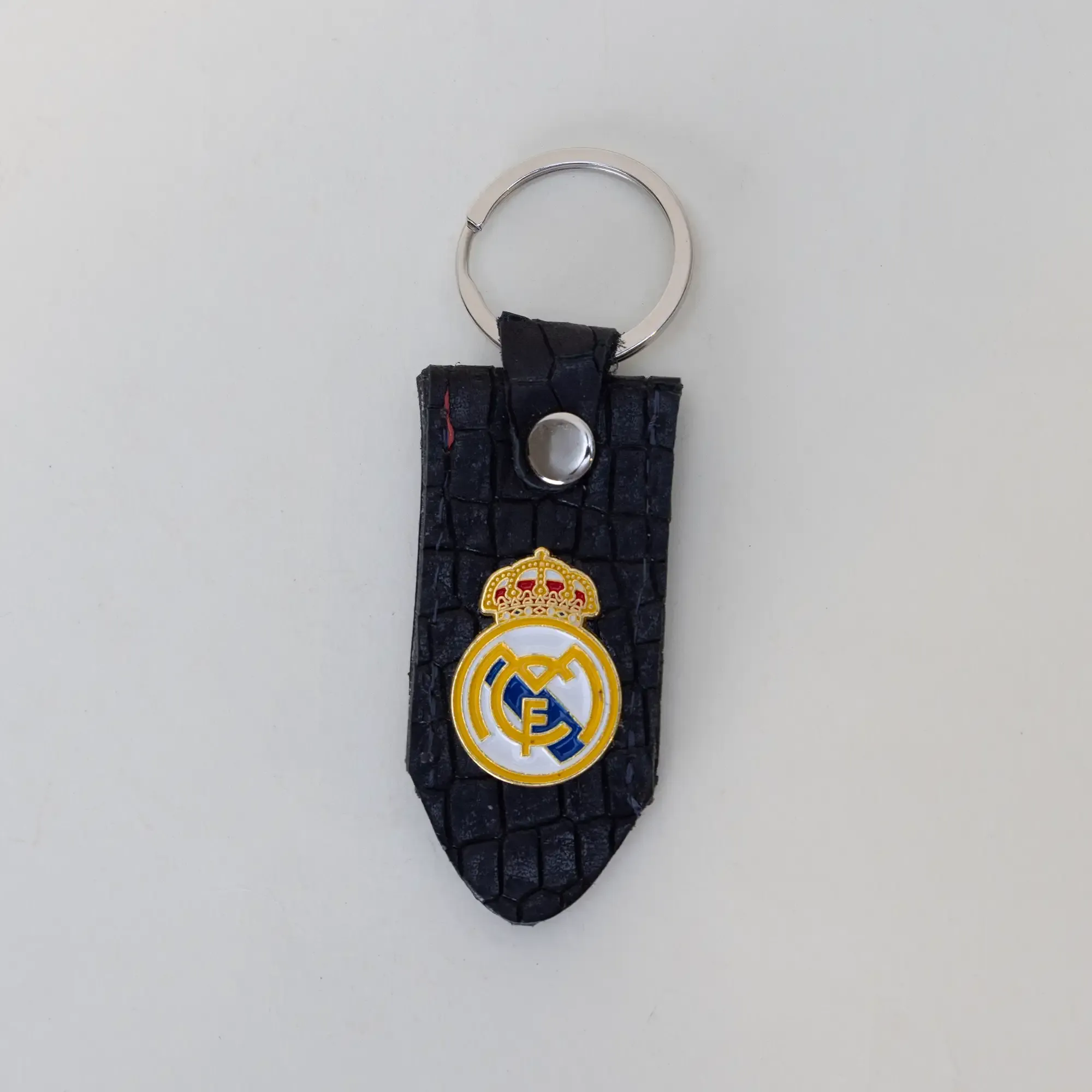 Natural Leather Keychain with Real Madrid Crest on Black Short Tag