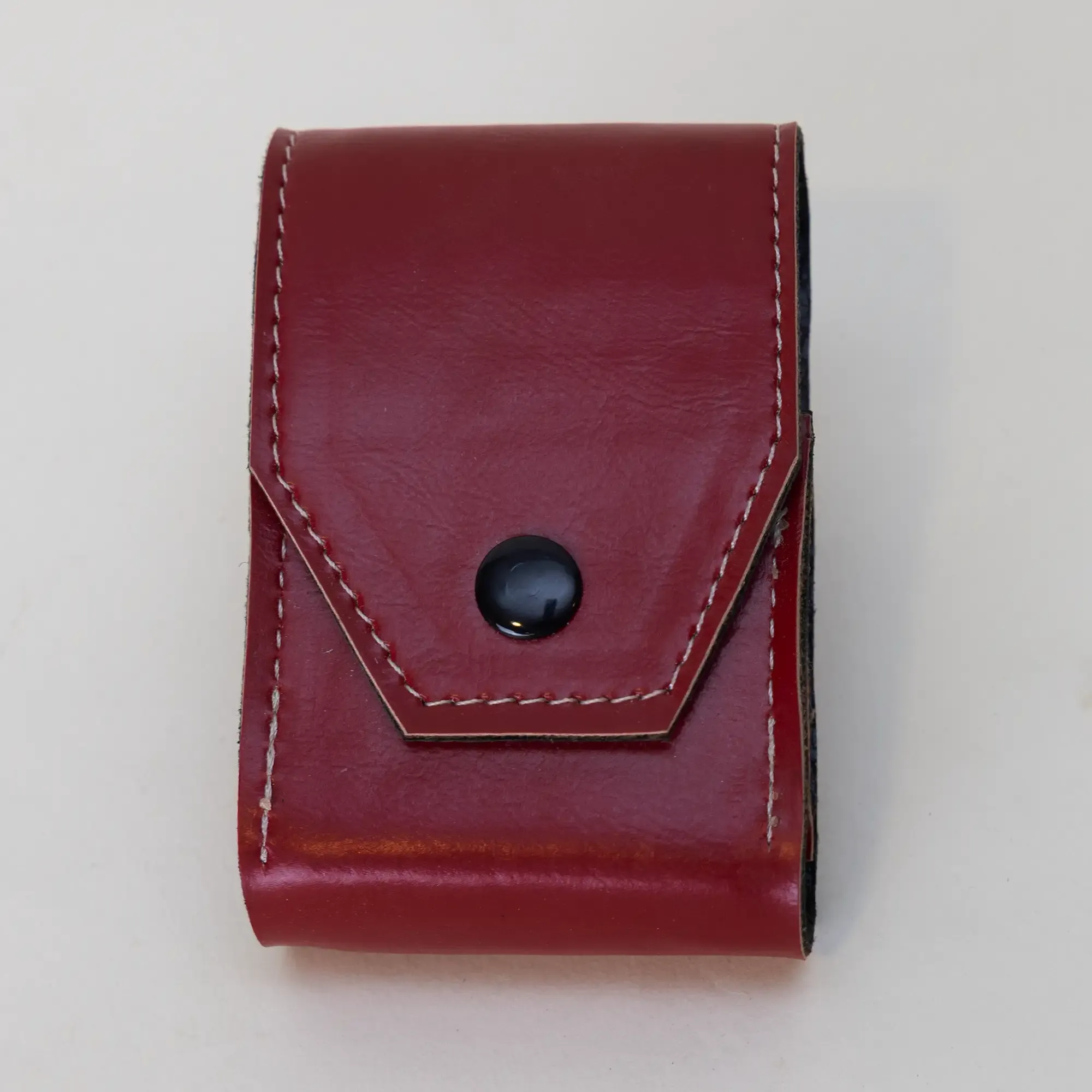 Artisan-Made Red Envelope-Style Leather Cigarette Pack Case