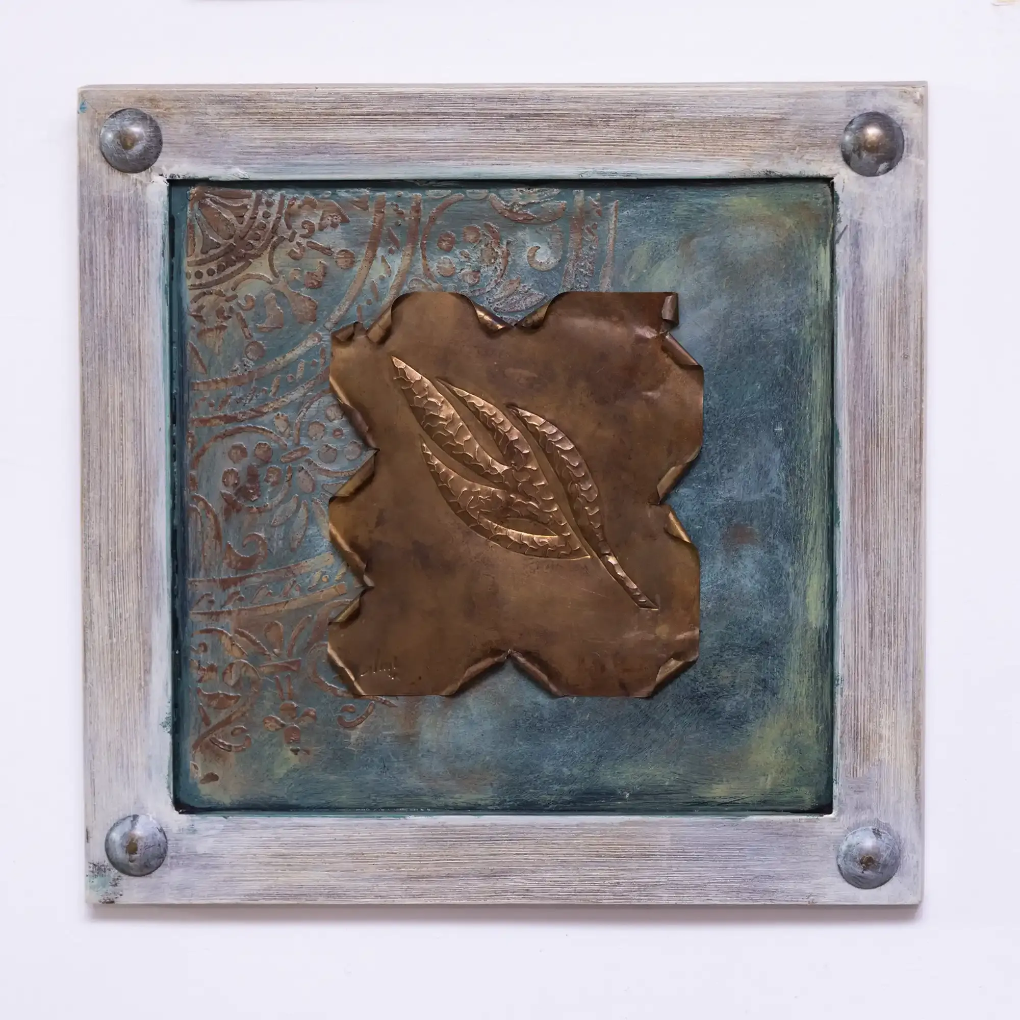 Handcrafted Raised Leaf Design Wall Art with Artisan Details