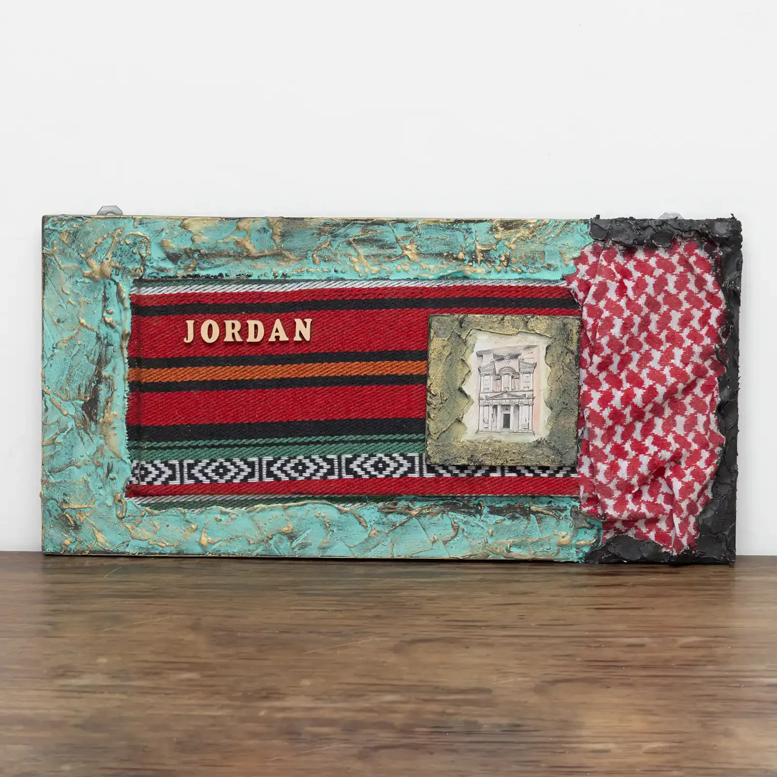 Artisan Jordan Keffiyeh Heritage Panel Wall-Mounted Key Holder