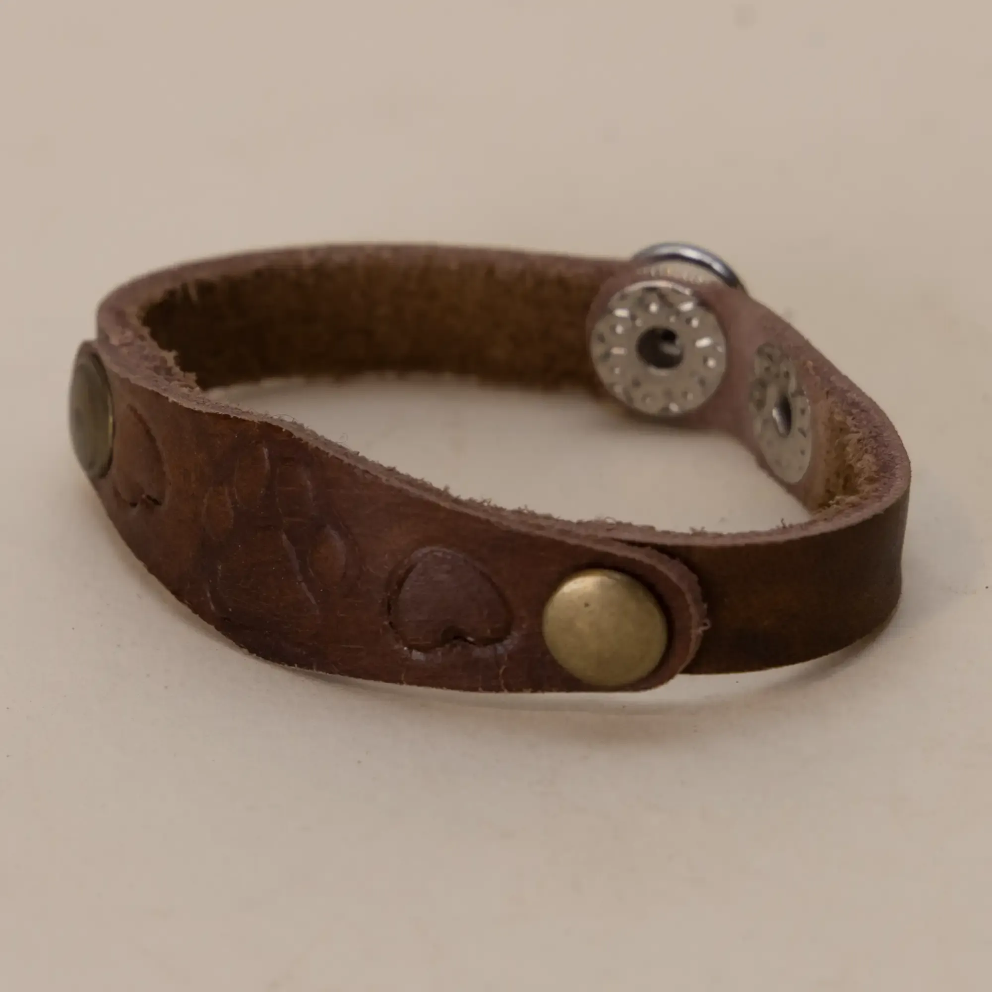 Simple Brown with Snap Closure Leather Bracelet with Artisan Finish