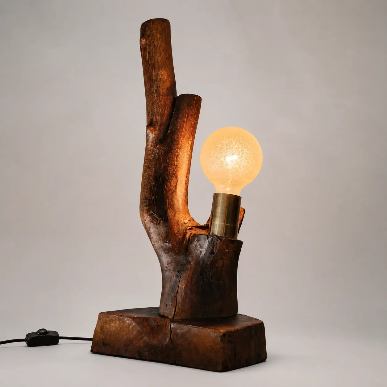 Handmade Branched Wood Table Lamp – Branch Aura Design with Warm Light