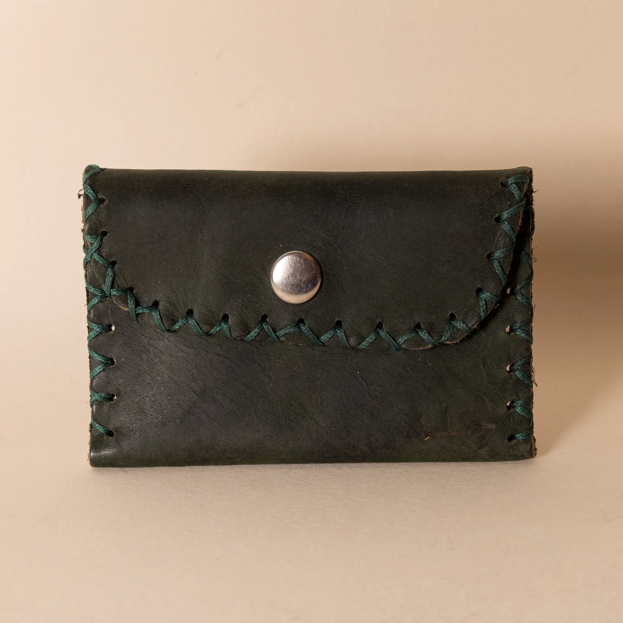 Compact Snap Leather Wallet – Olive with Green Stitching – 10.5x6.5x1 cm