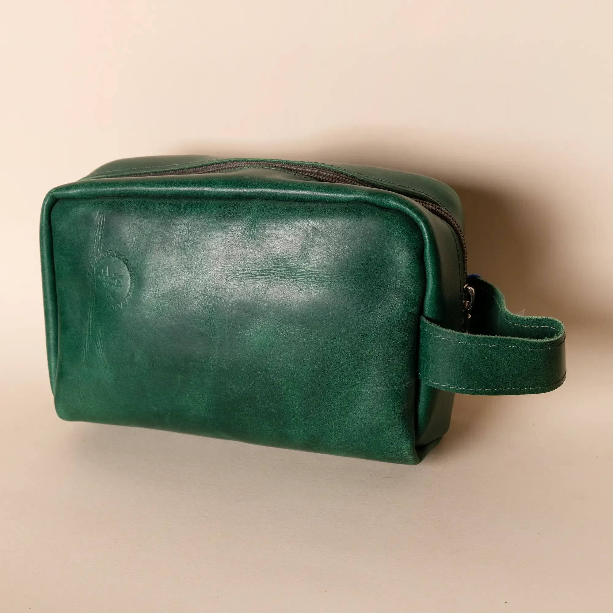 Leather Toiletry and Hand Bag – Green – 20x13x7 cm