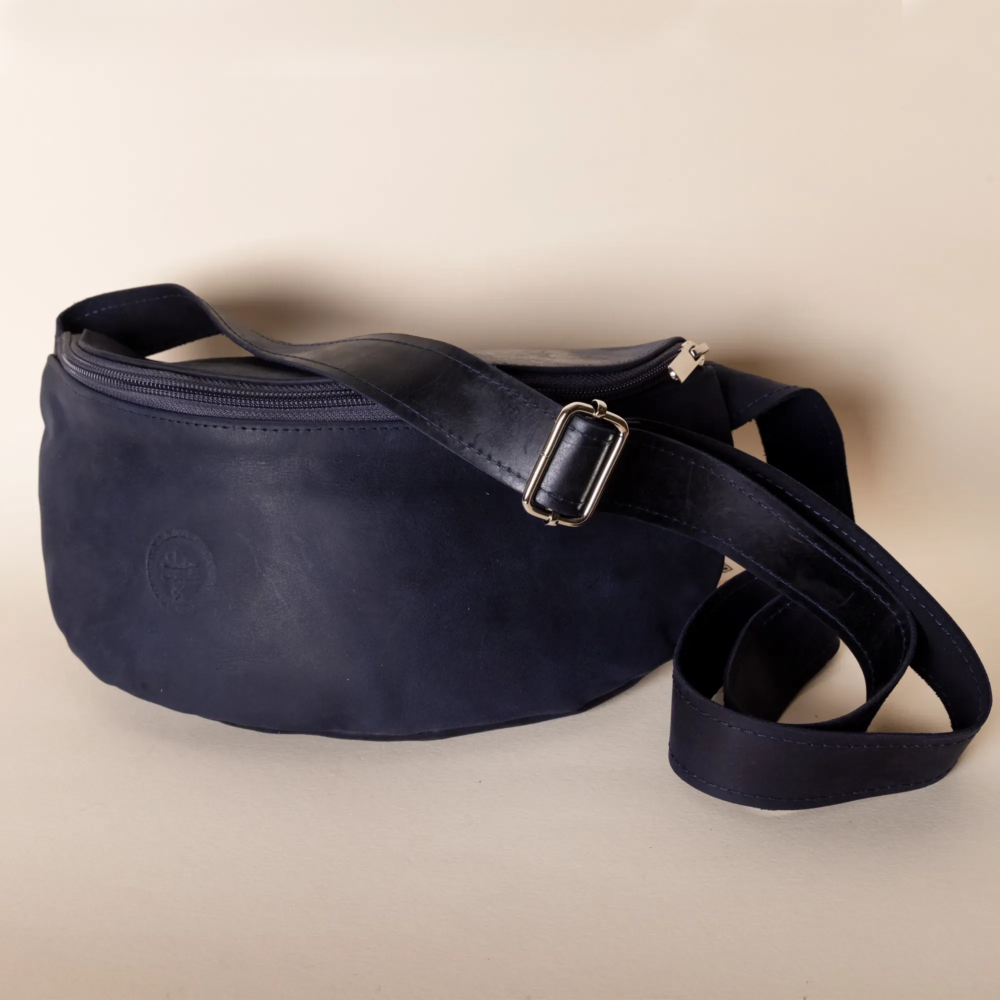Large Leather Fanny Pack – Navy – 30x18x3 cm