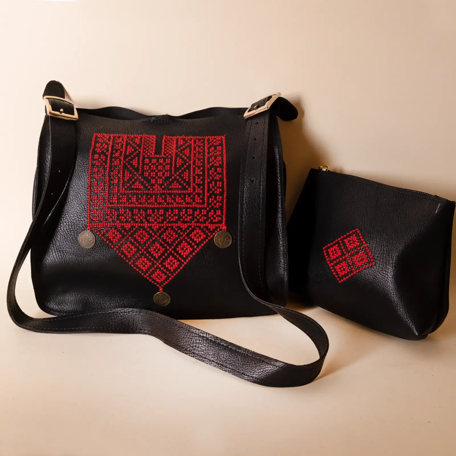 Embroidered Bag & Makeup Pouch Set – Black & Red Tatreez 2-Piece – 26x23x6 cm