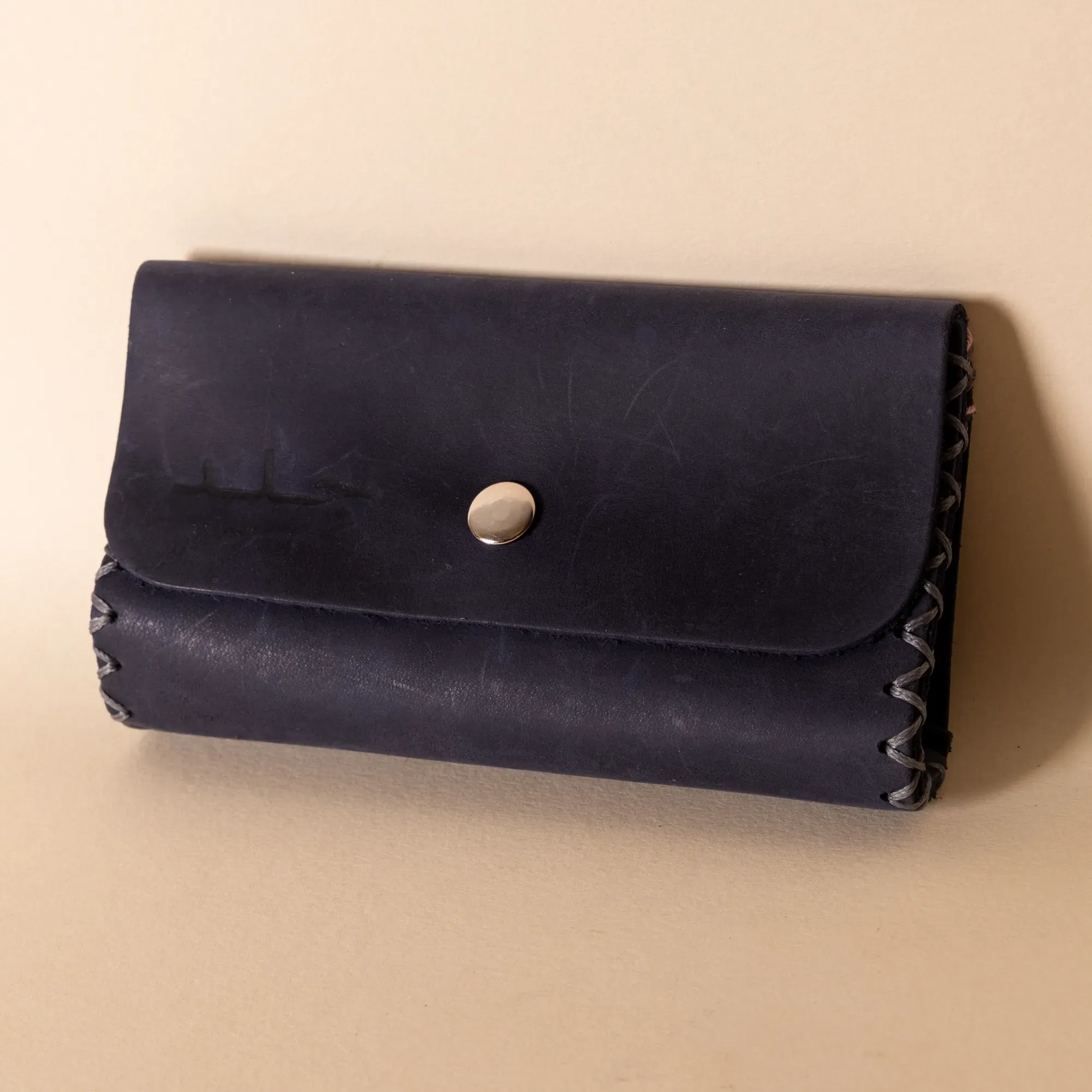 Leather Tobacco Pouch – Deep Navy – 15x8x1.5 cm