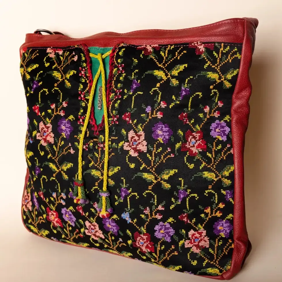 Leather Heritage Bag with Coin Purse – Burgundy Floral Panel – 30x32x10 cm