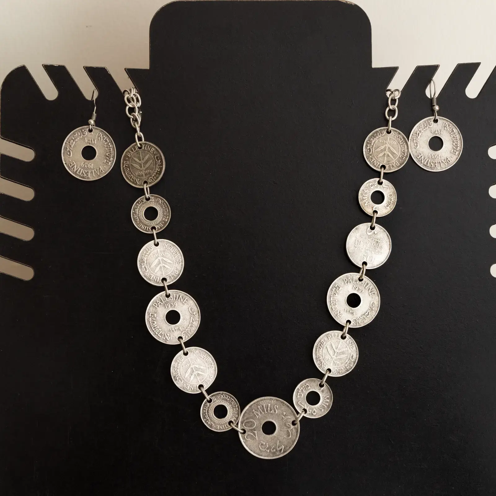 Contemporary Necklace & Earrings Set in copper