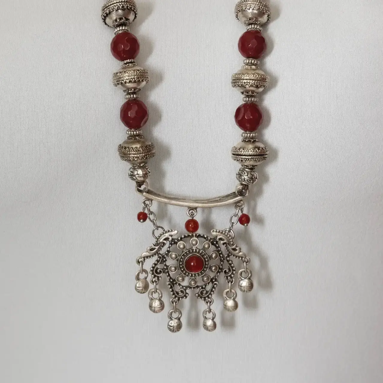 Heritage-Inspired Necklace in beads