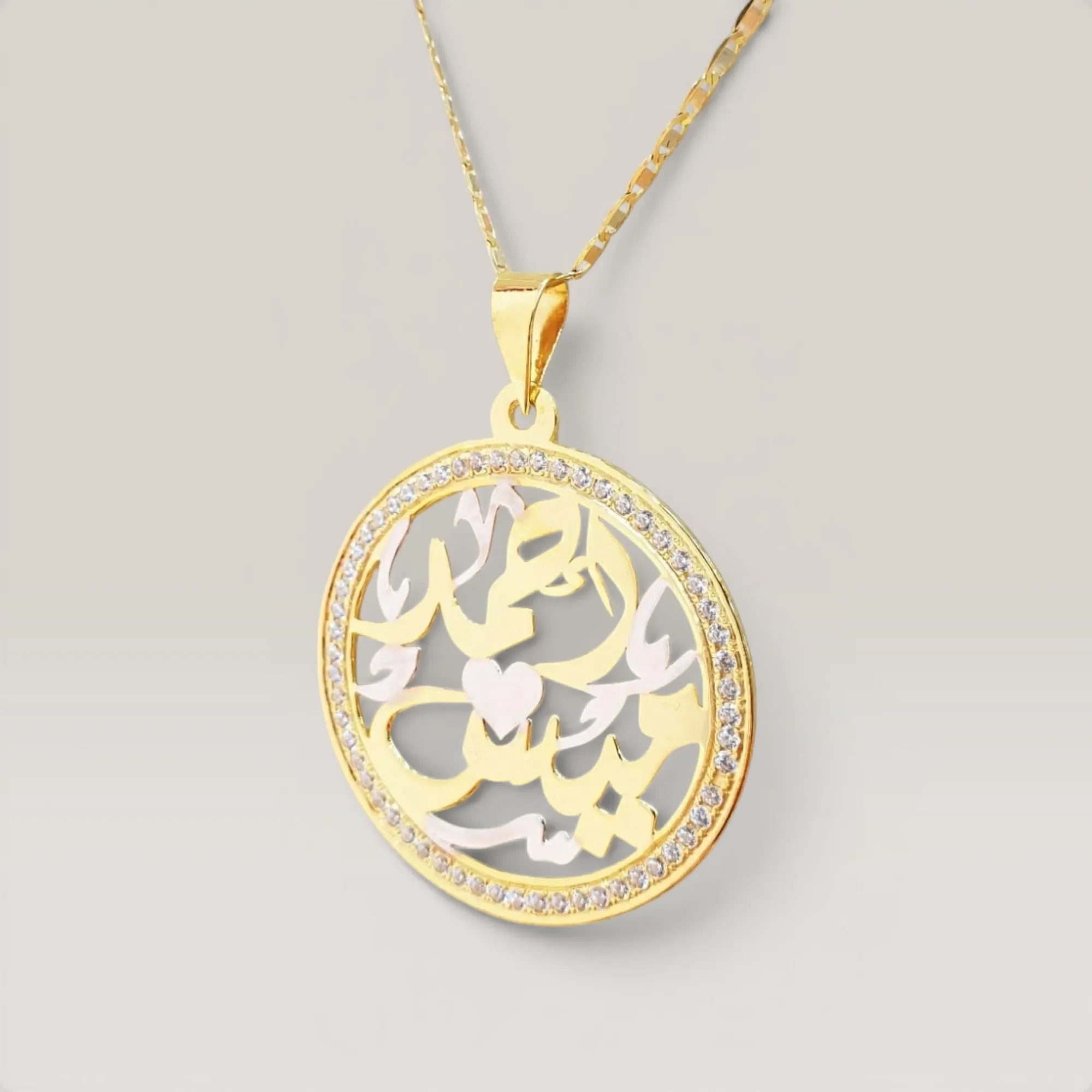 Zircon-Set Circular Pendant Necklace in 925 Sterling Silver