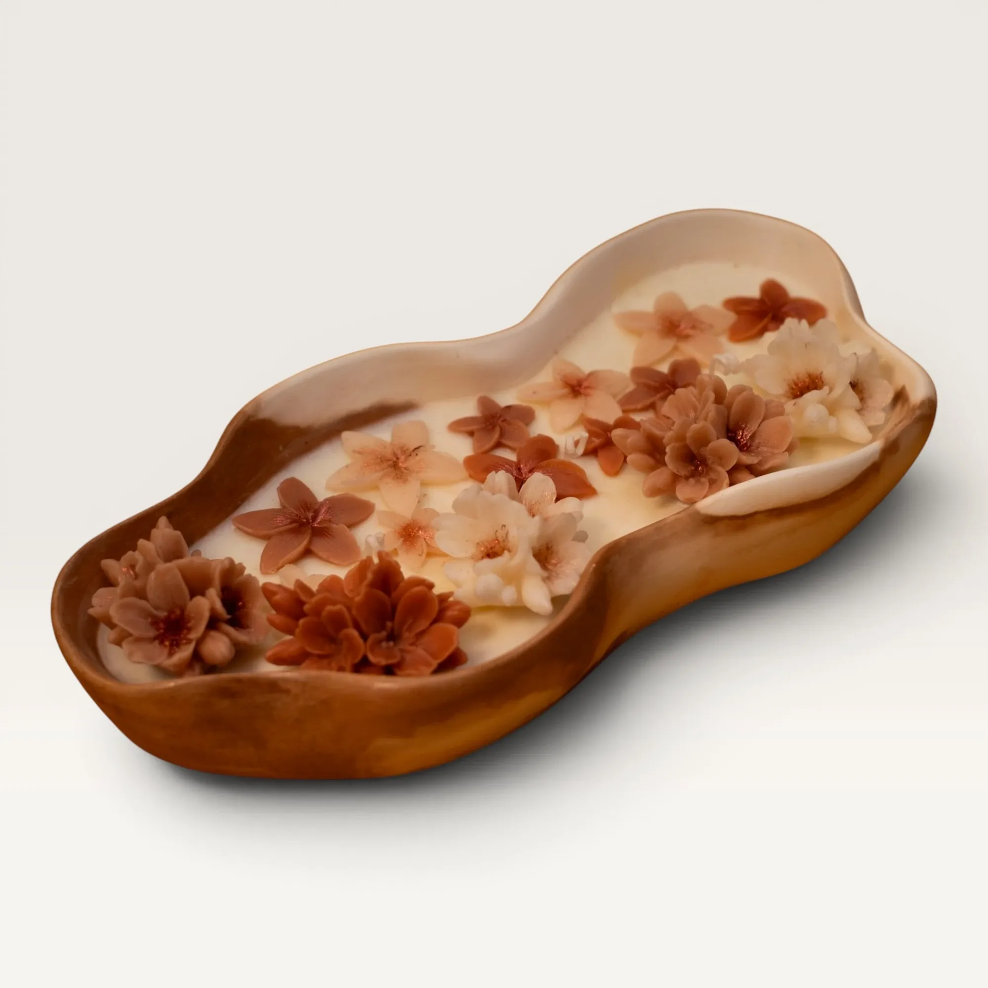 Handmade Autumn Floral Gift Candle Plate in Bronze – 300 g