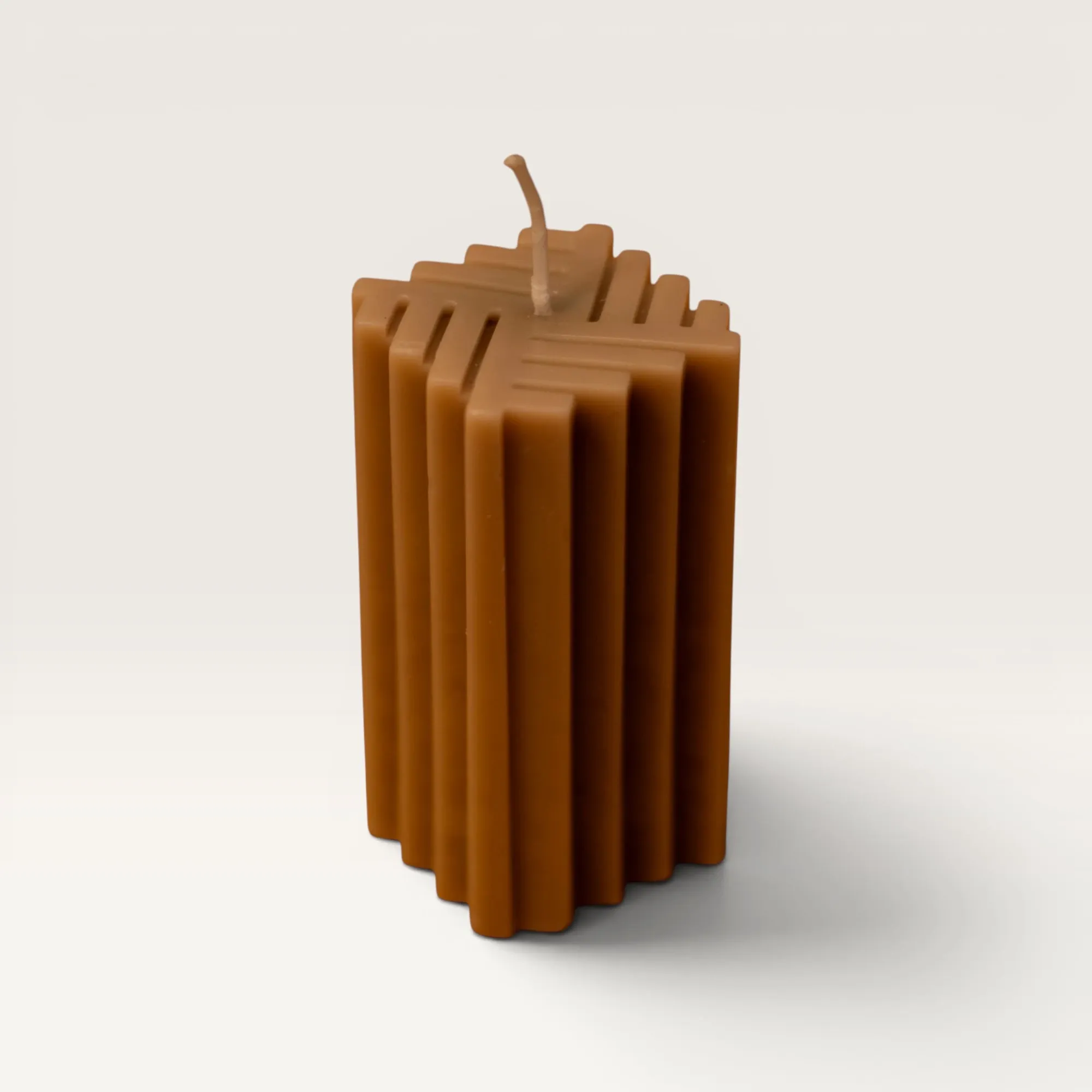 Handmade Cross Weave Geometric Candle in Hazel – 110 g