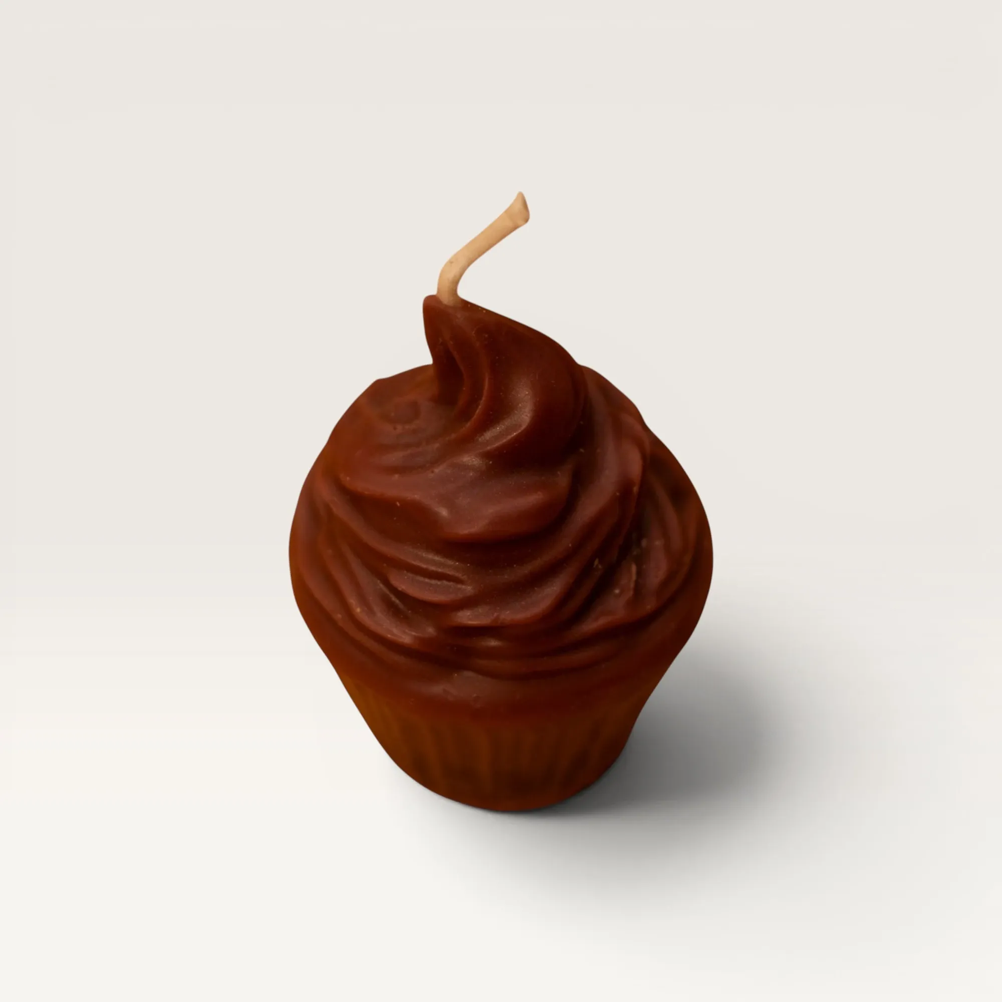 Handmade Cupcake Shaped Novelty Candle in Brown – 40 g
