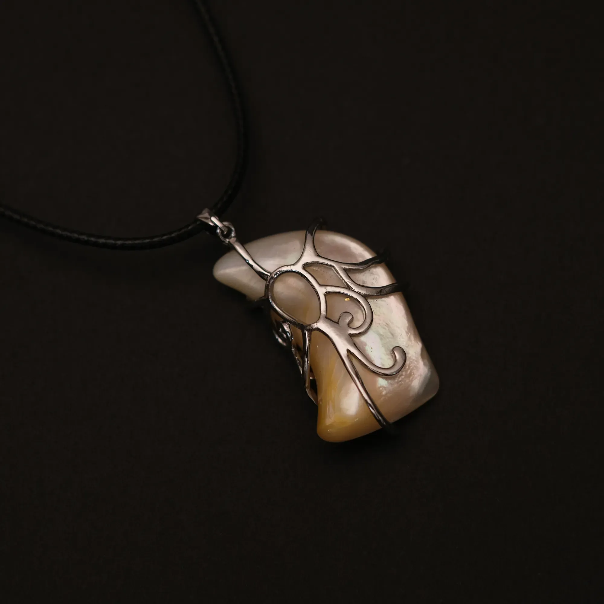 Hand-Carved Leaf Mother-of-Pearl Pendant Necklace on Cord 43 cm