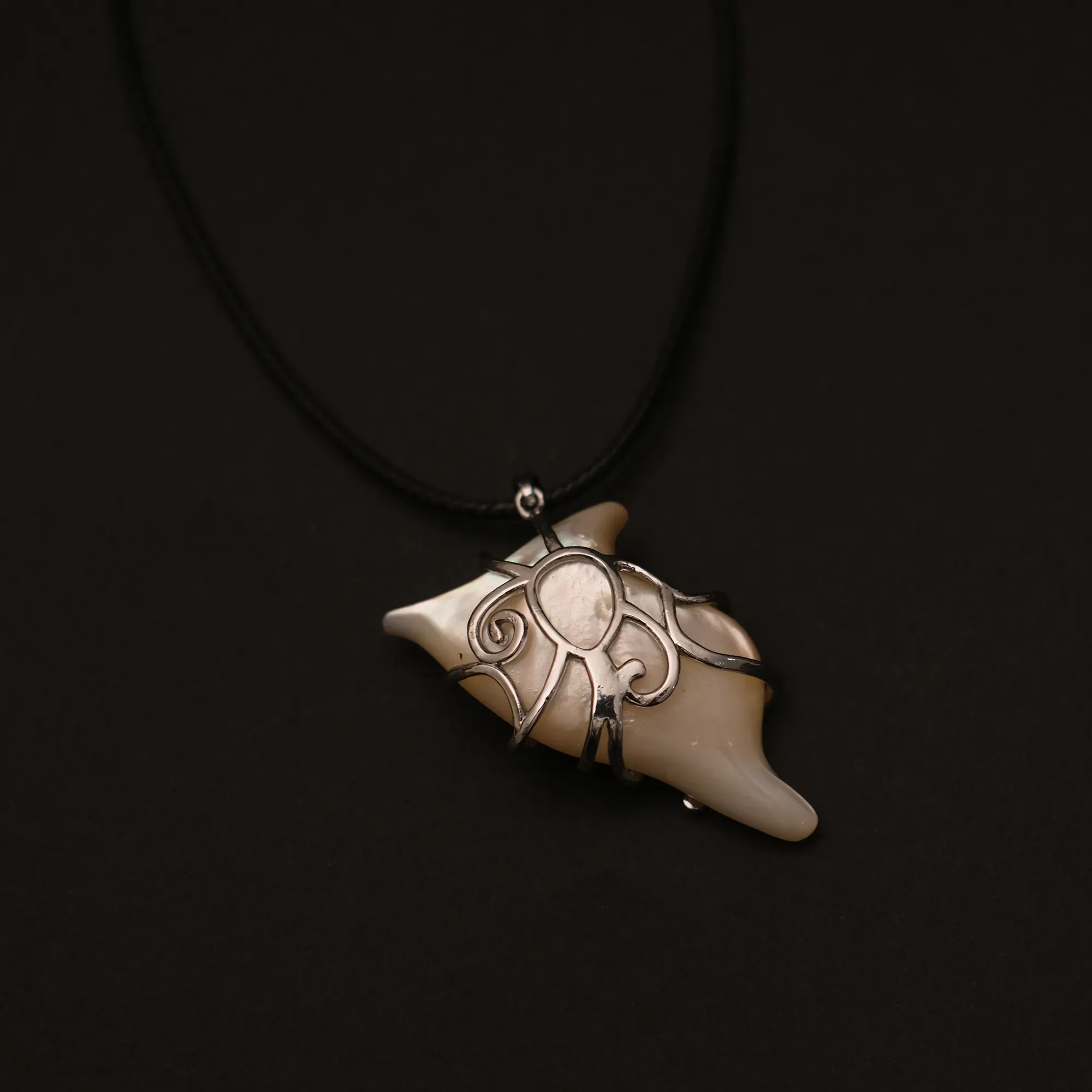 Hand-Carved Bird Tail Mother-of-Pearl Pendant Necklace on Cord 43 cm