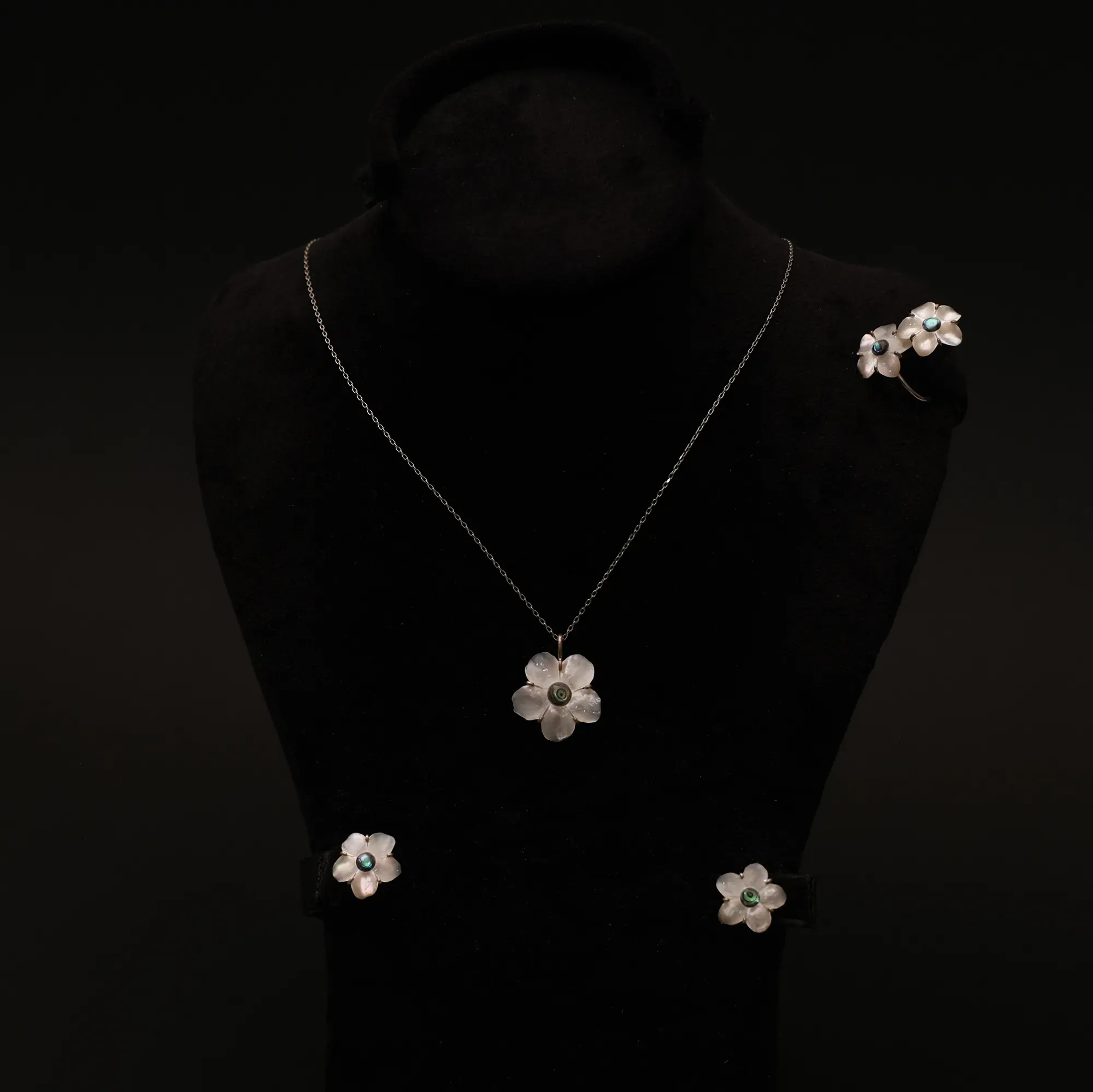 Green Cherry Blossom Mother-of-Pearl Silver Jewellery Set 3 Pieces