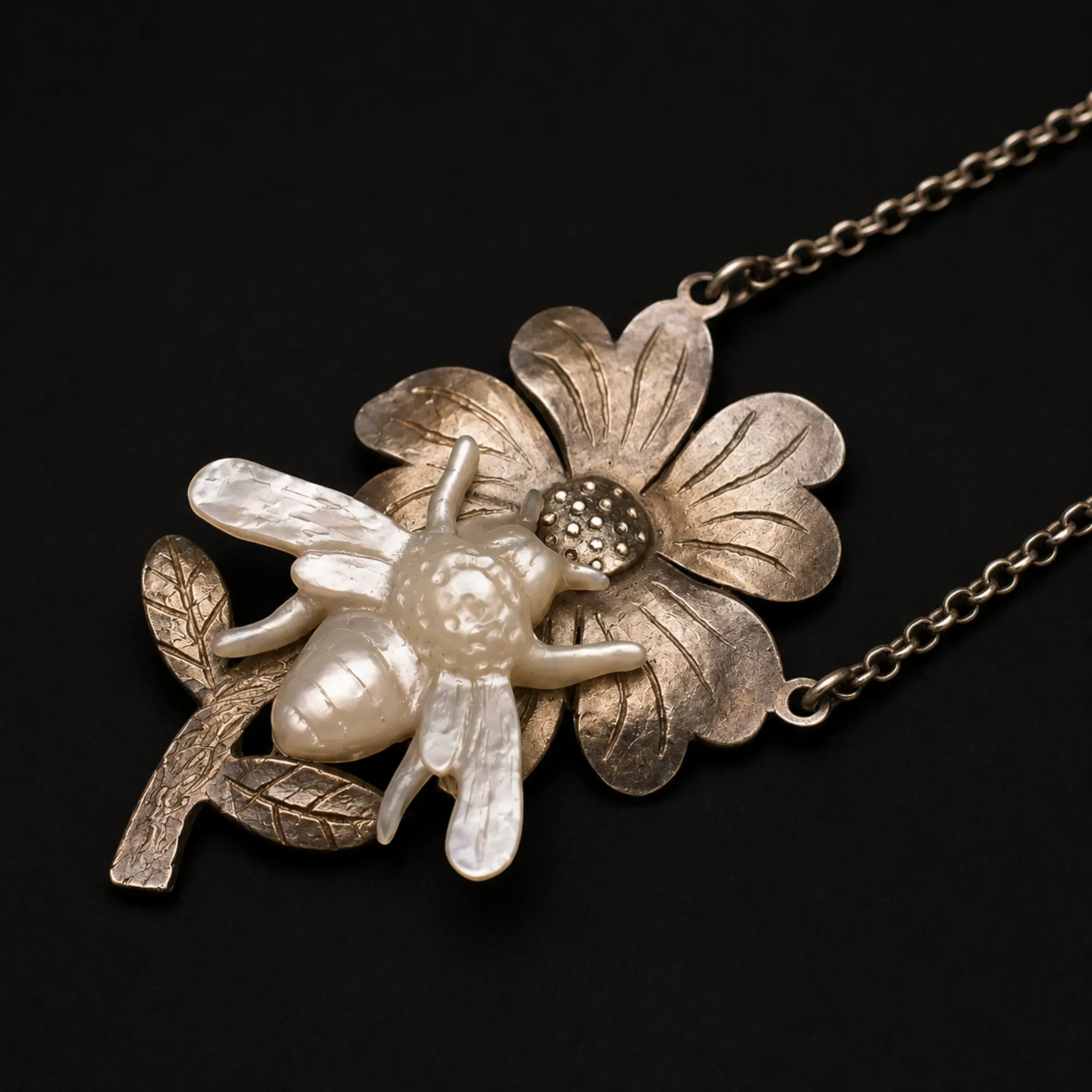 Hand-Carved Mother-of-Pearl Bee Necklace in Silver 43 cm