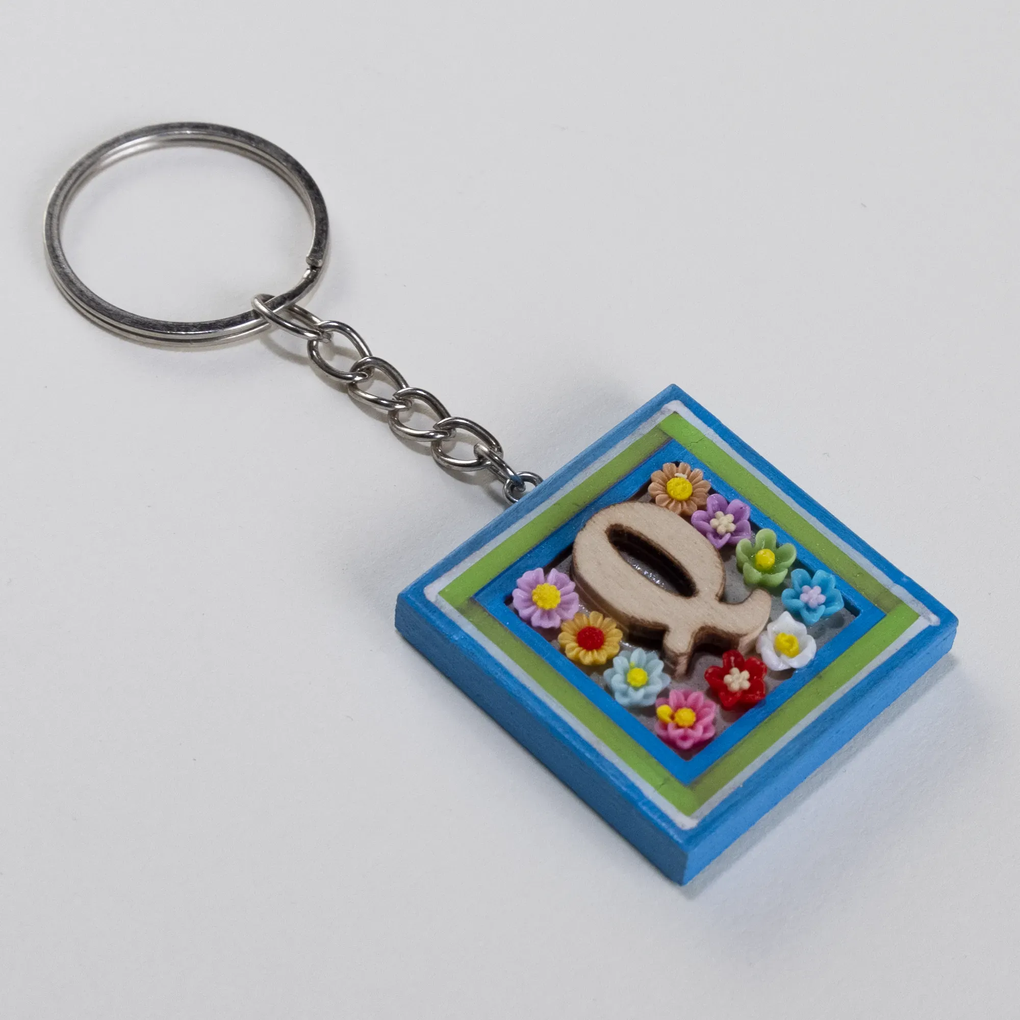 Handmade Wooden Initial Q Keychain and Bag Charm - 4 x 4 cm