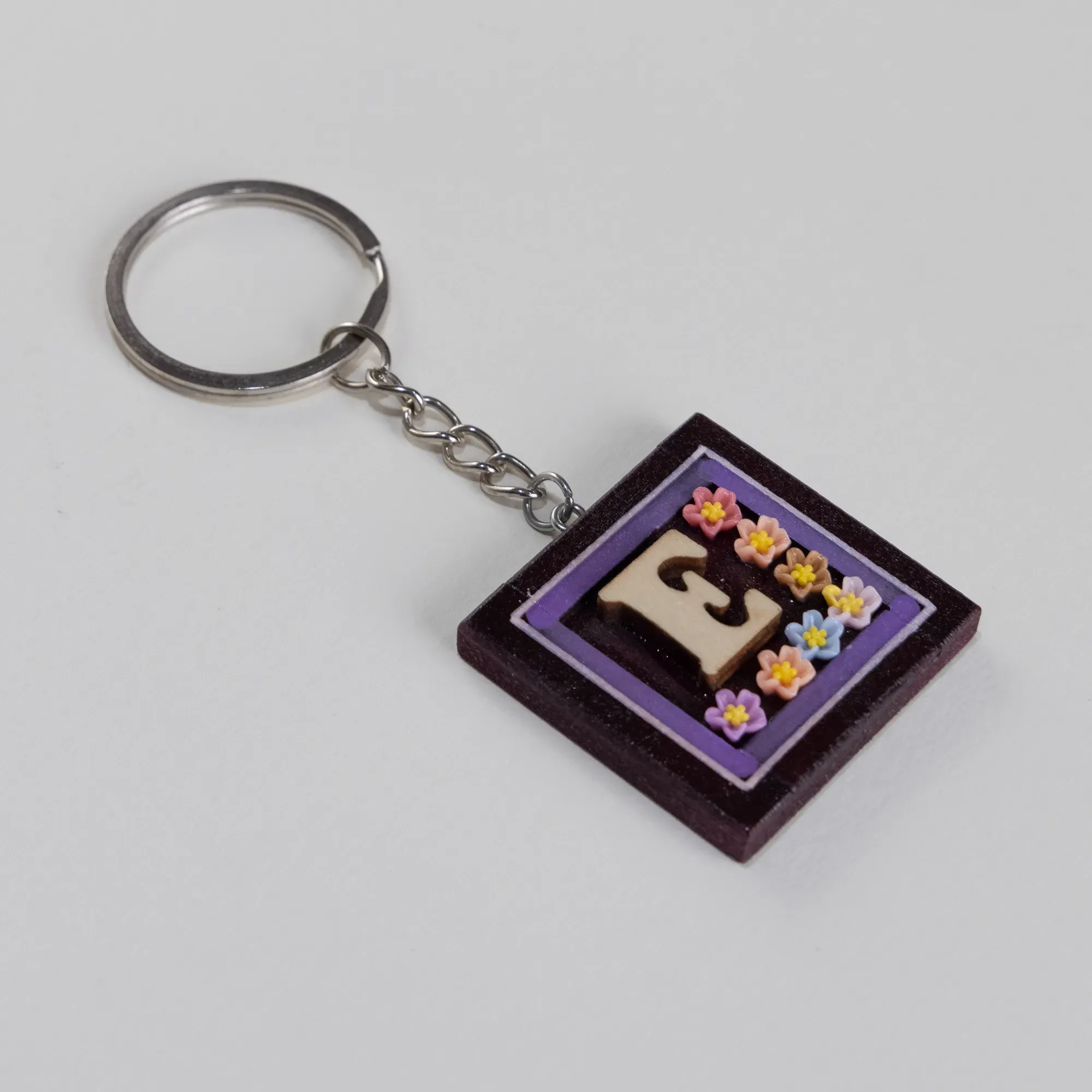 Handmade Wooden Initial E Keychain and Bag Charm - 4 x 4 cm
