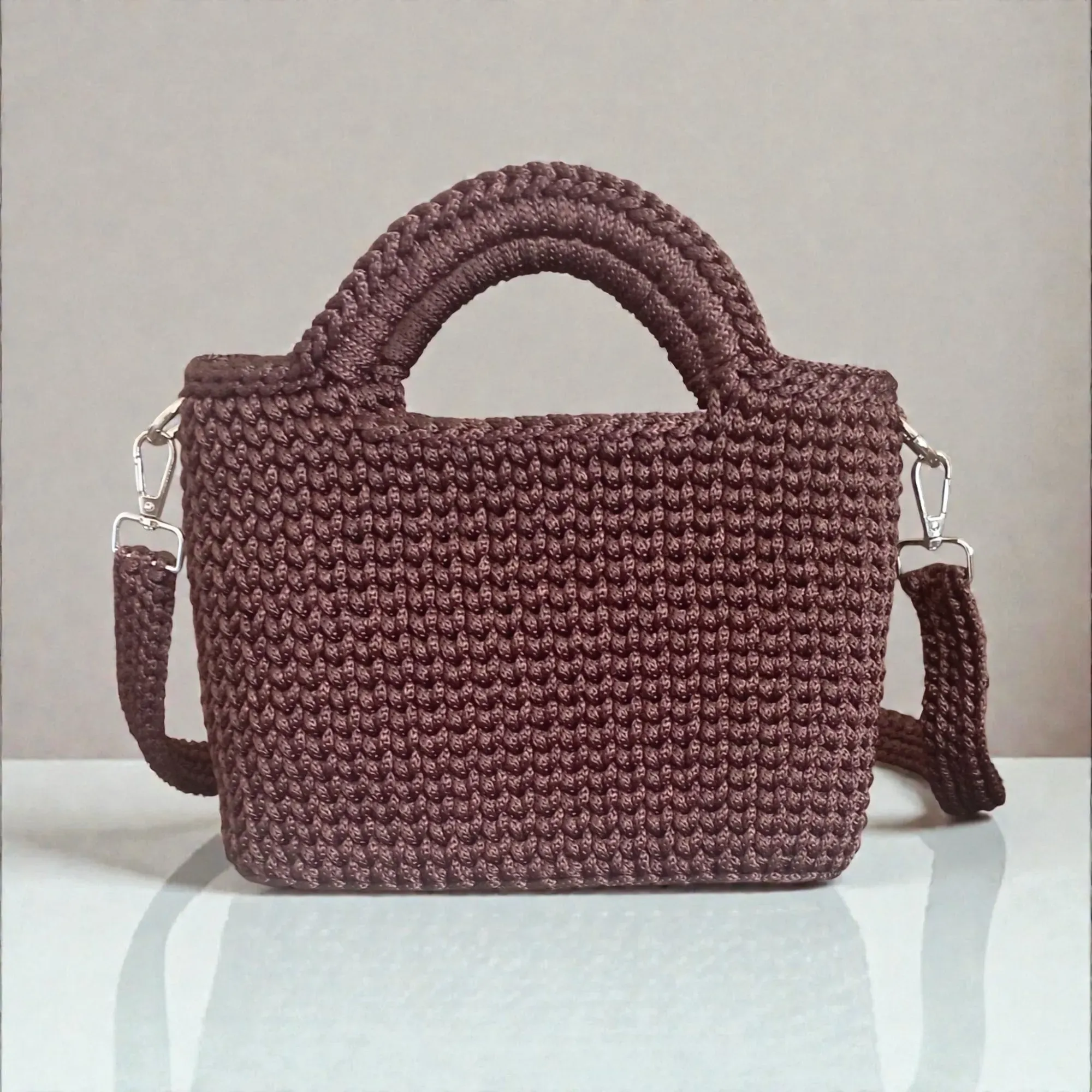 Brown Crochet Bag with Magnetic Lock - 22x20x7 cm Turkish Yarn