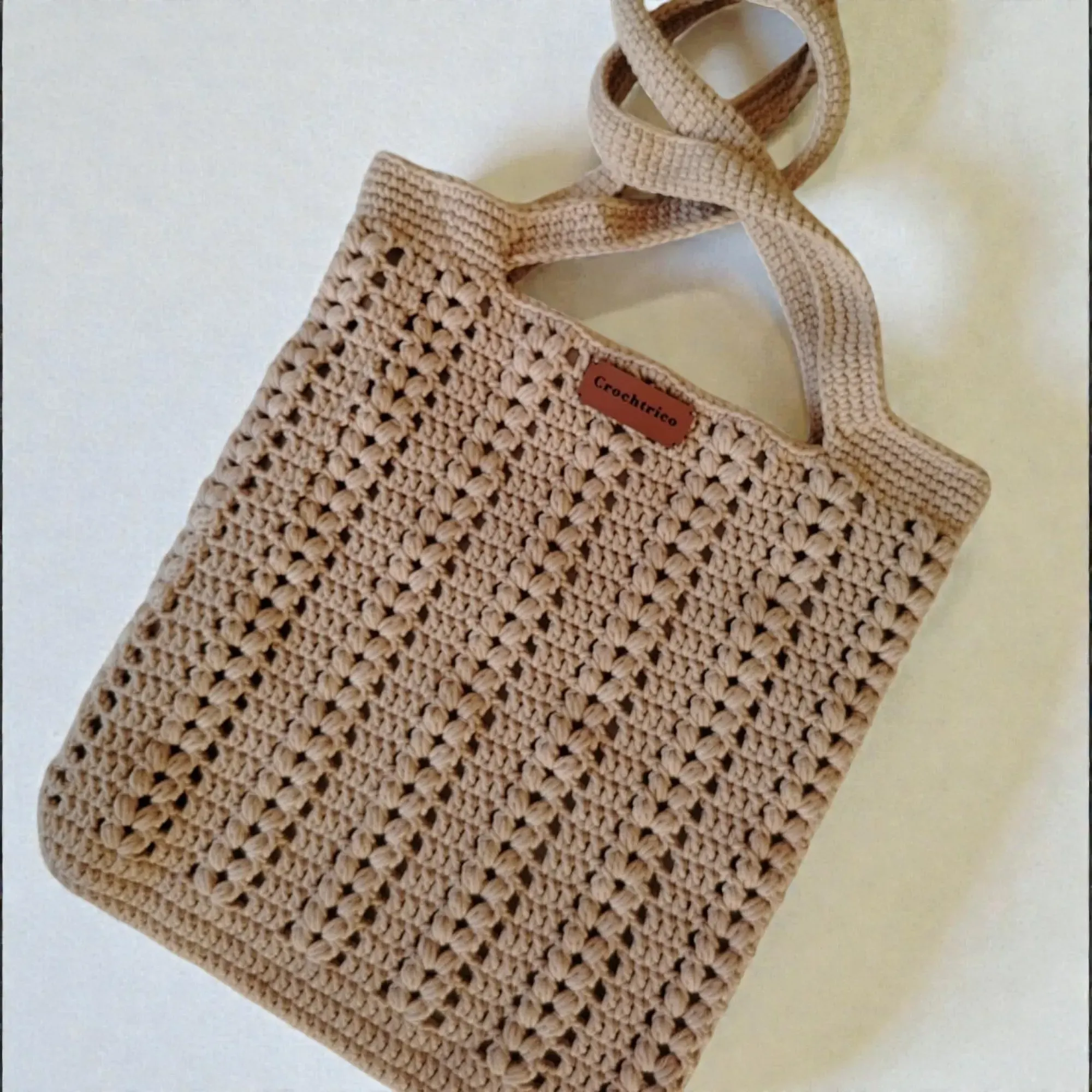 Beige Handmade Tote Bag with Lining & Magnetic Lock - 23x29 cm