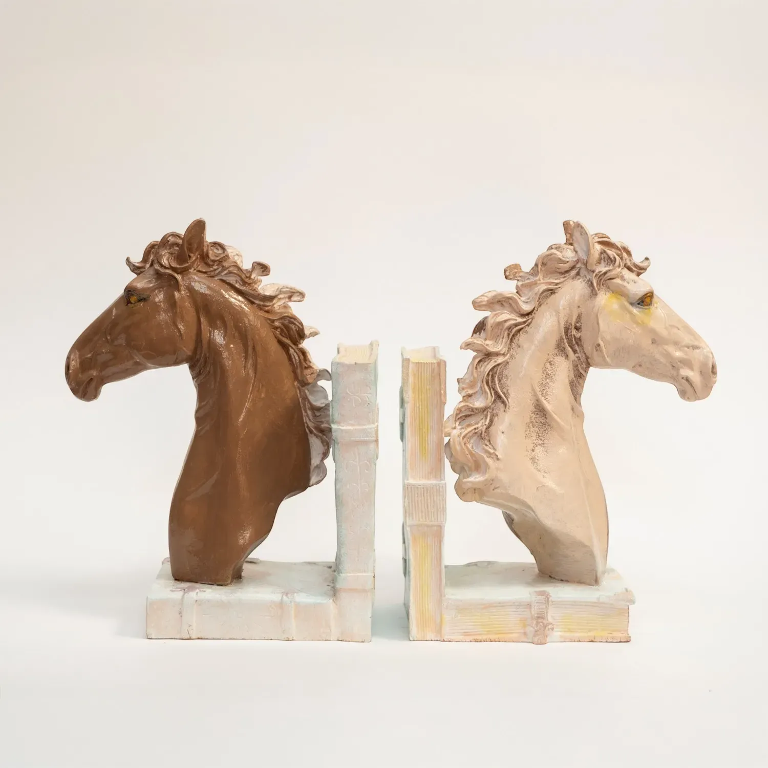 Dual Grace – Twin Gypsum Marble Sculpture – Elegant Balance – 22x17 cm