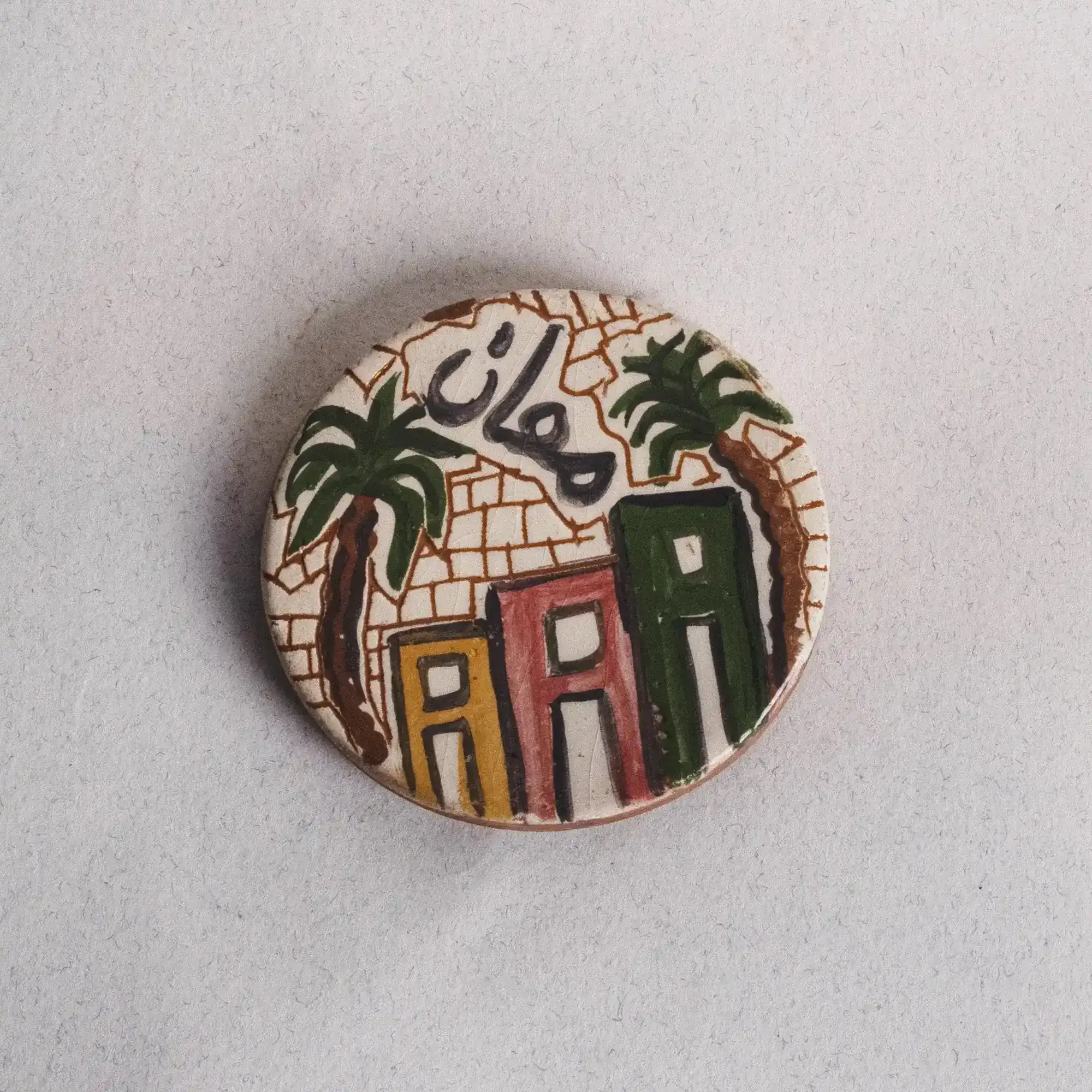 Handmade Ceramic Fridge Magnet – Mosaic Art Souvenir – 5 cm Diameter
