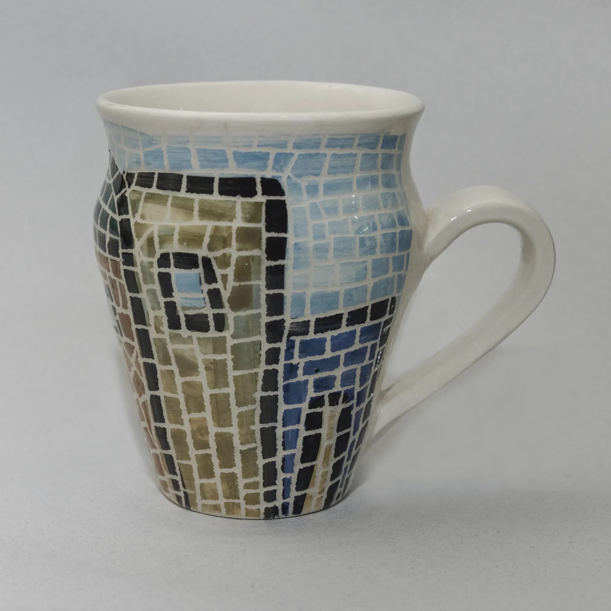 Precision Handmade Ceramic Mug – Food-Safe Artisan Craft Design
