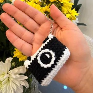 Handmade Crochet Camera Keychain in Soft Yarn for Bags
