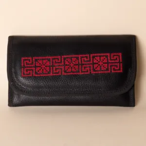 Geometric Leather Long Wallet – Black with Red Detail – 20x10x2 cm