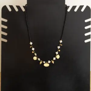 Contemporary Necklace with cultured pearl & beads