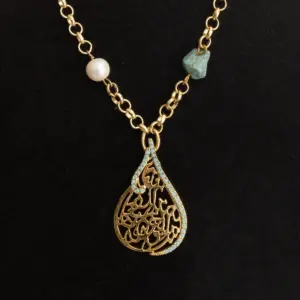 Contemporary Necklace in turquoise, pearl, gold-plated metal