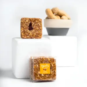 Peanut Butter Granola Bites with Almonds and Dates – 25 g