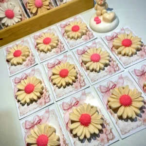 Handmade Personalized Baby Shower Soap Favors with Custom Colors & Scents - Daisy Floral