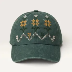 Ward al-Balad Green Hand-Embroidered Cap by Boqaa Heritage Design