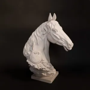 الحصان الملكي - تمثال قوي فاخر داخل صندوق خشبي مشغول يدويًا - 36×26 سم