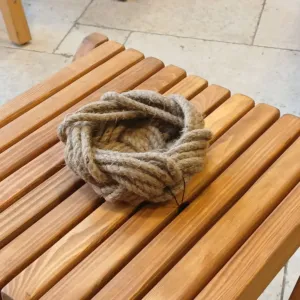 Handcrafted Medium Jute Bowl - Natural Fiber Storage Accent - 13x8 cm